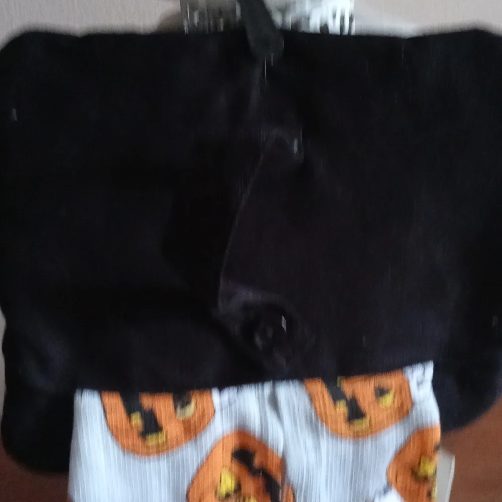 Peanuts trick or